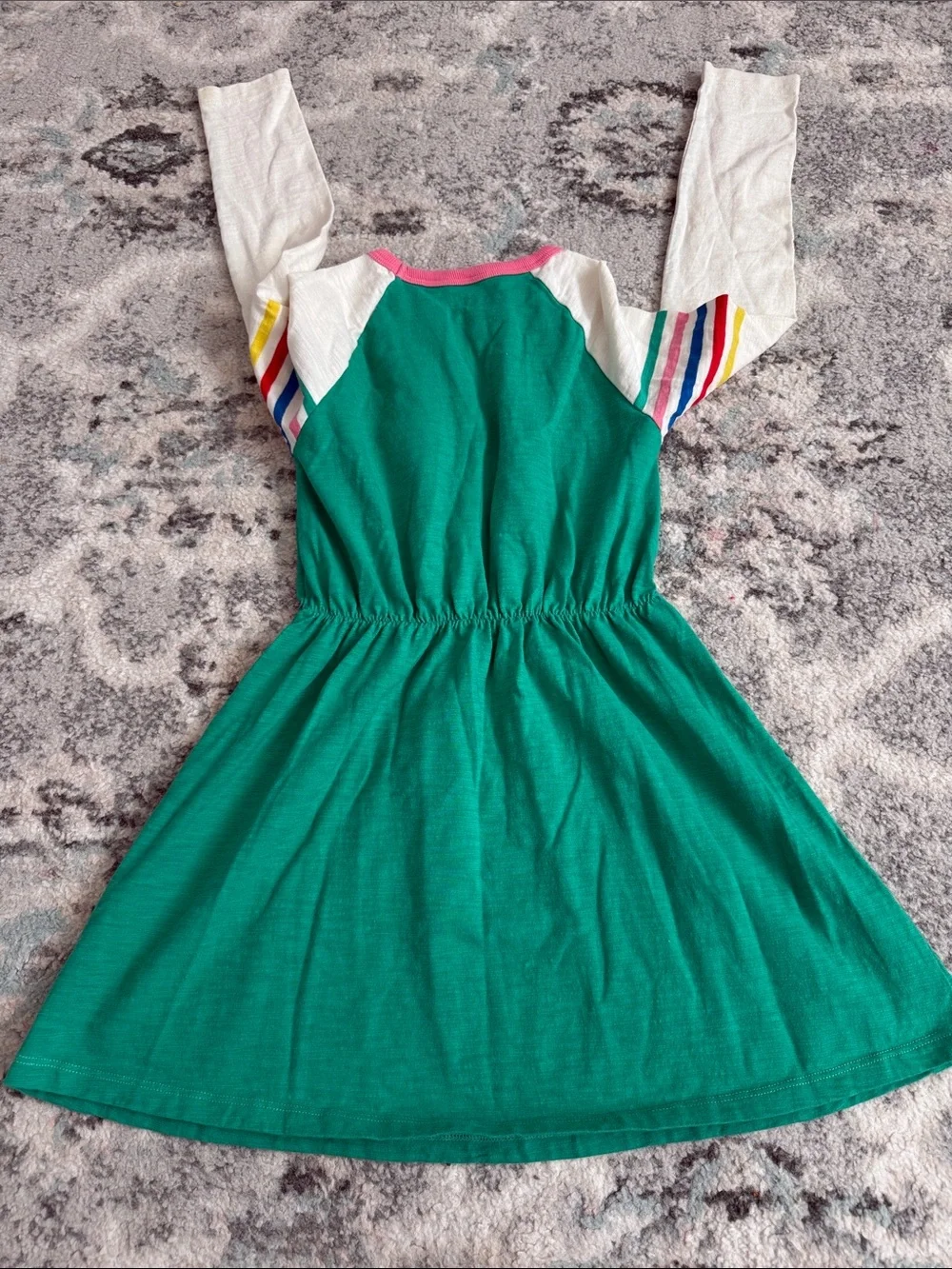 Mini Boden Raglan Logo Dress in Topaz Green Sausage Dog Size 6-7